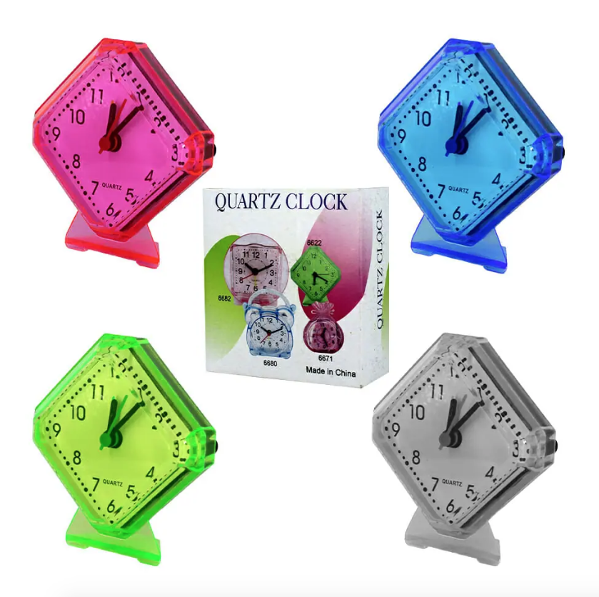 Reloj despertador de plástico con forma de rombo, variedad de colores